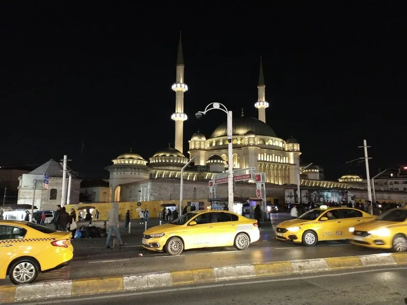Istanbul, Turkey — flash fiction by David Moran, Tumbleweed Words