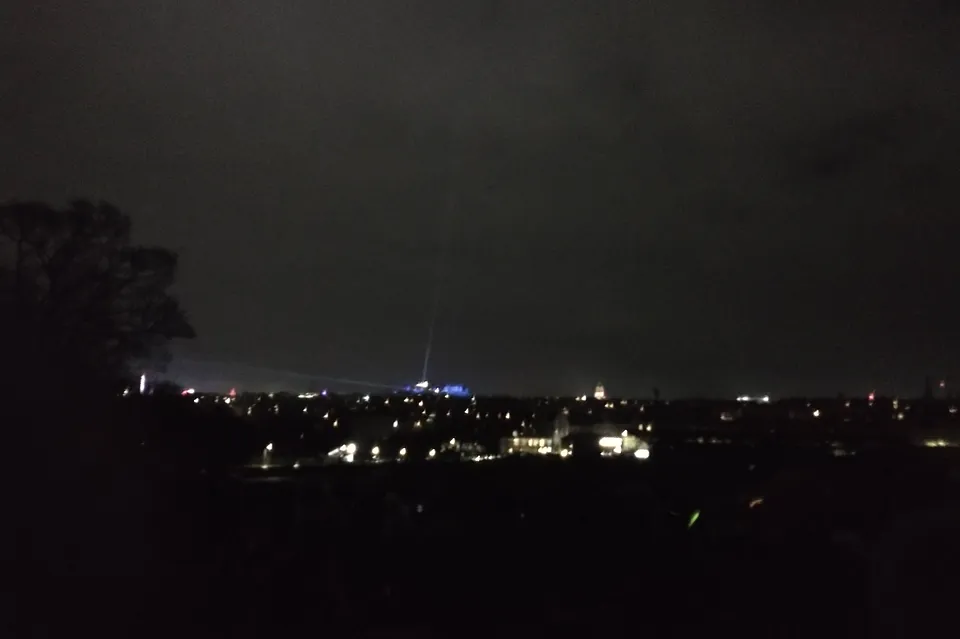 City skyline at night, wake up call in the big smoke, flash fiction by David Moran